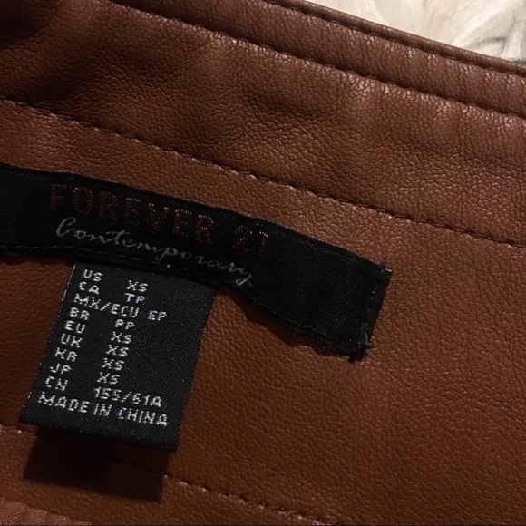 Forever 21 Faux Smooth Leather Brown Mini Skirt XS - Picture 3 of 6